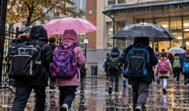 Bursa'da yarın okullar tatil mi? 17 Ekim yarın hangi illerde okullar tatil edildi?