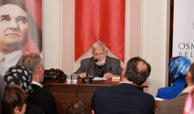 Bursa’da Yahya Kemal Beyatlı’nın fikir mirası konuşuldu
