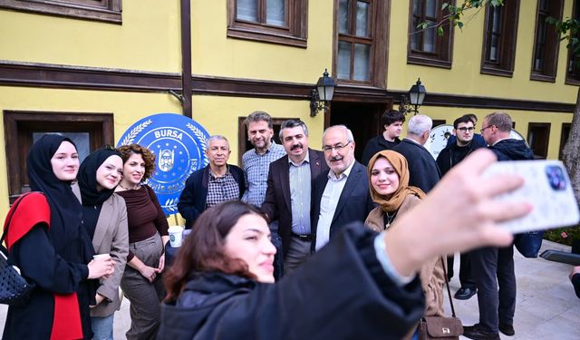 Bursa’da 50 genç için düşünce okulu başladı!