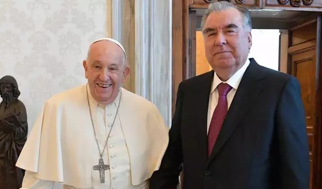 Tacikistan Cumhurbaşkanı Papa Francis ile görüştü