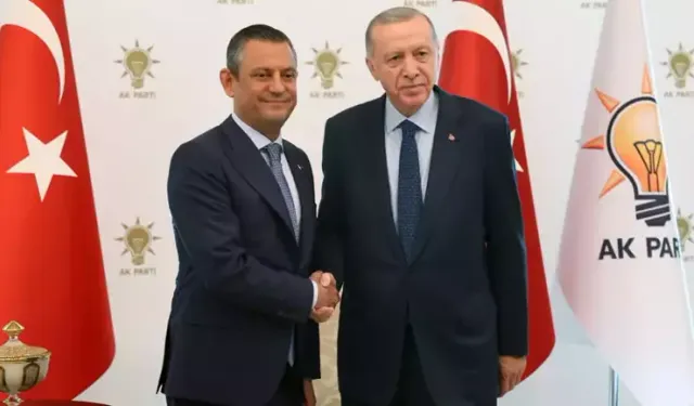 Cumhurbaşkanı Erdoğan Özgür Özel ile bir araya geldi