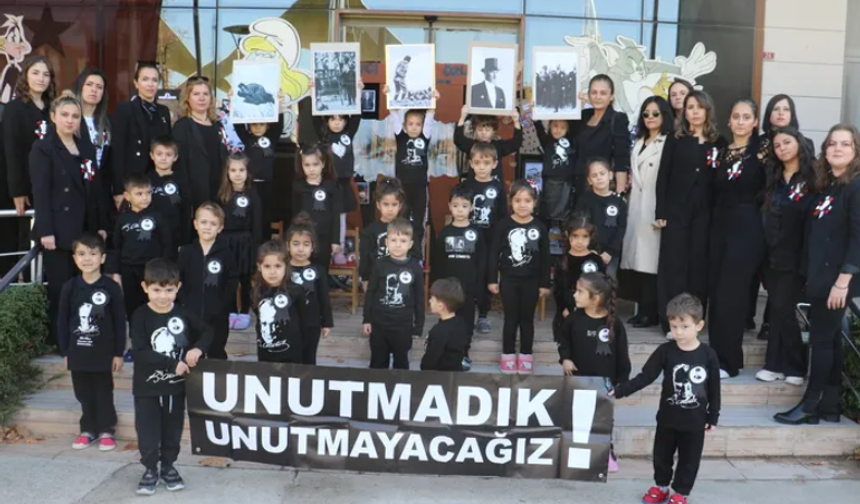 Manisa'da minikler Ata'sını özlemle andı