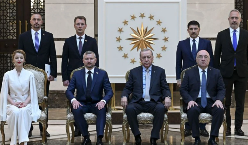 Cumhurbaşkanı Erdoğan, 5 ülkenin büyükelçisini kabul etti