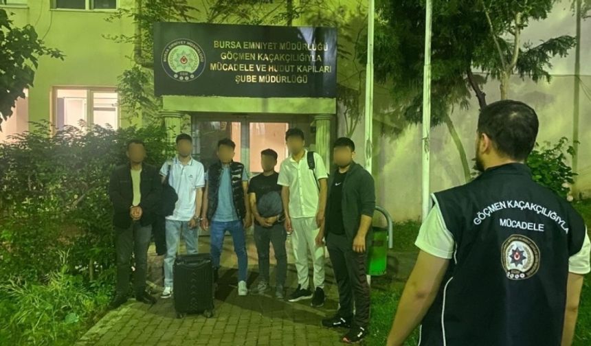 Bursa'da göçmen kaçakçılığı operasyonu: 2 şüpheli ve 7 kaçak göçmen yakalandı