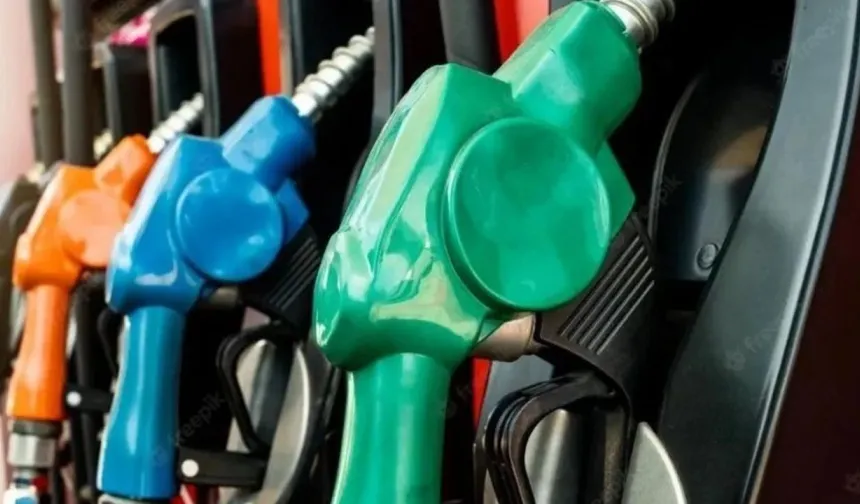 Akaryakıta çifte zam! Bu gece pompaya yansıyacak...