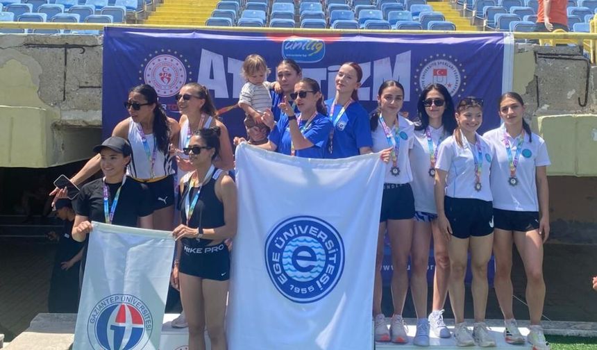 Bursa’ya Türkiye rekoru geldi: BUÜ’lü milli sporcu pistleri salladı!