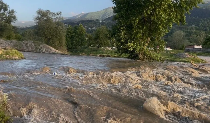 Bursa’da dev köprü saniyeler içinde yerle bir oldu!