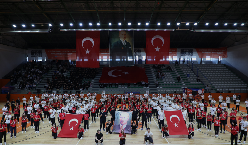 19 Mayıs İnegöl’de Coşkuyla Kutlandı