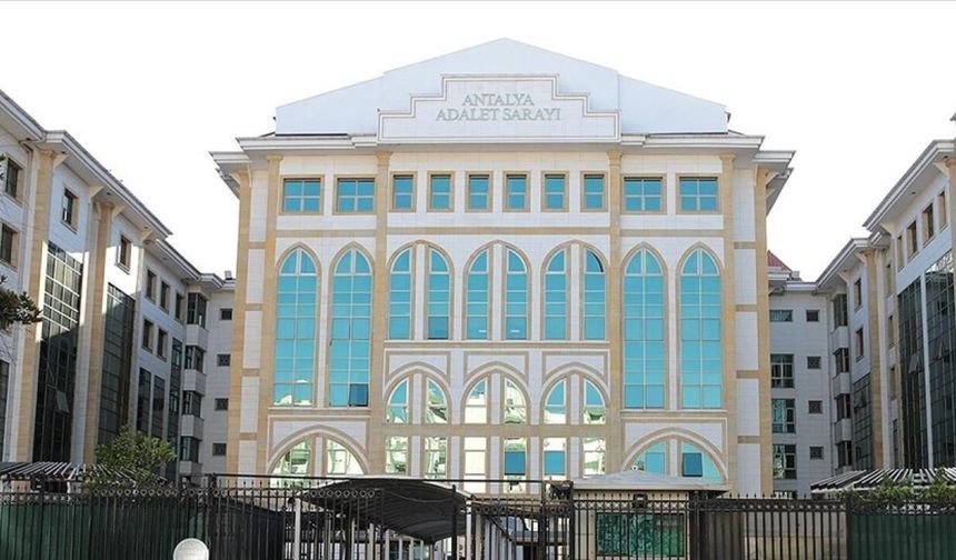 Antalya Büyükşehir Belediyesine rüşvet operasyonu