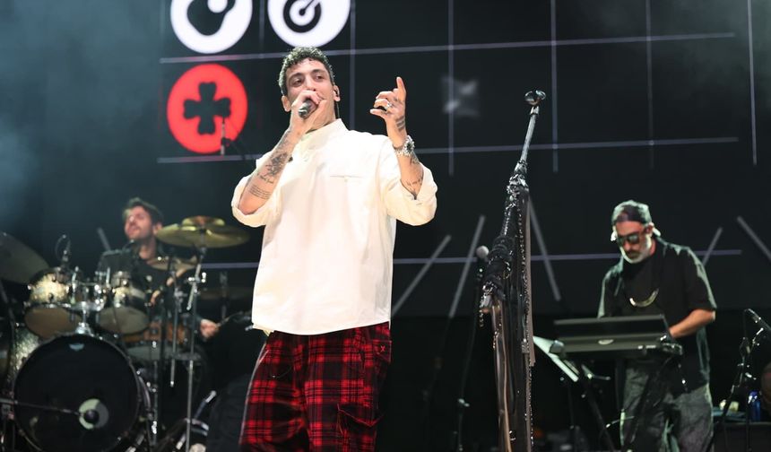 Bursa Kahve Festivali’nin ikinci gününde Can Bonomo rüzgarı esti