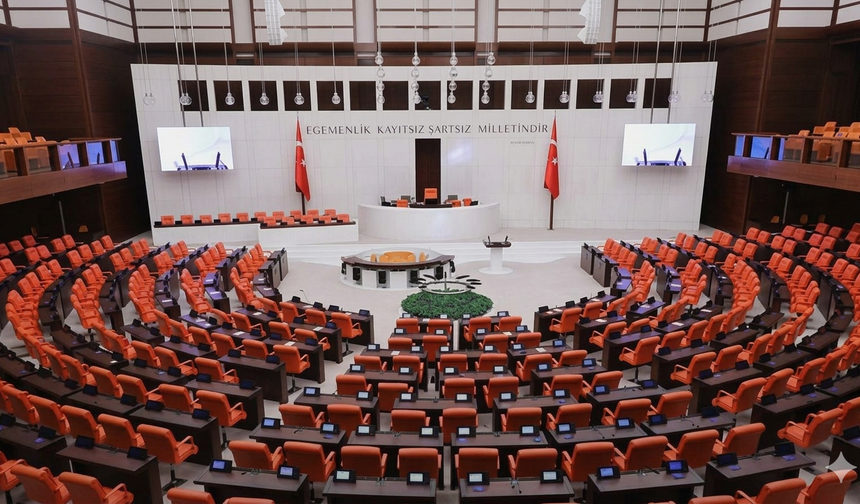 Meclis'te bu hafta: Aidat sınırlaması ve yeni teşvik paketi masada