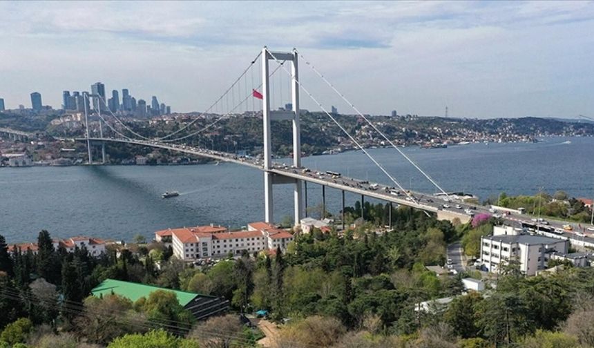 İstanbul Boğazı gemi trafiğine kapatıldı!