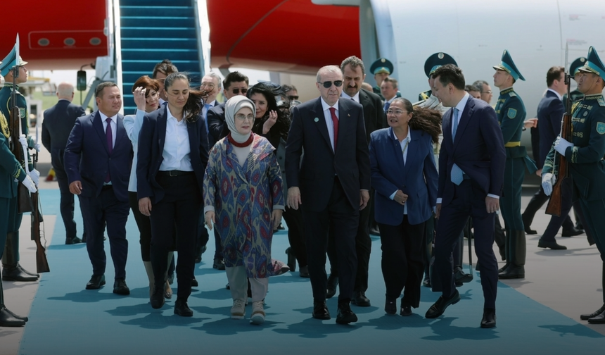 Cumhurbaşkanı Erdoğan TDT zirvesi için Türkistan’da