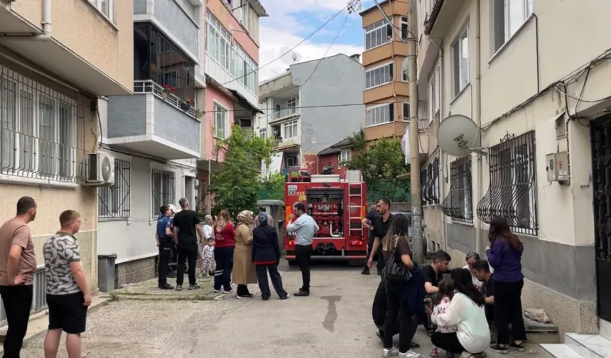 Bursa'da apartmanı saran o dumanlar herkesi ayağa kaldırdı!