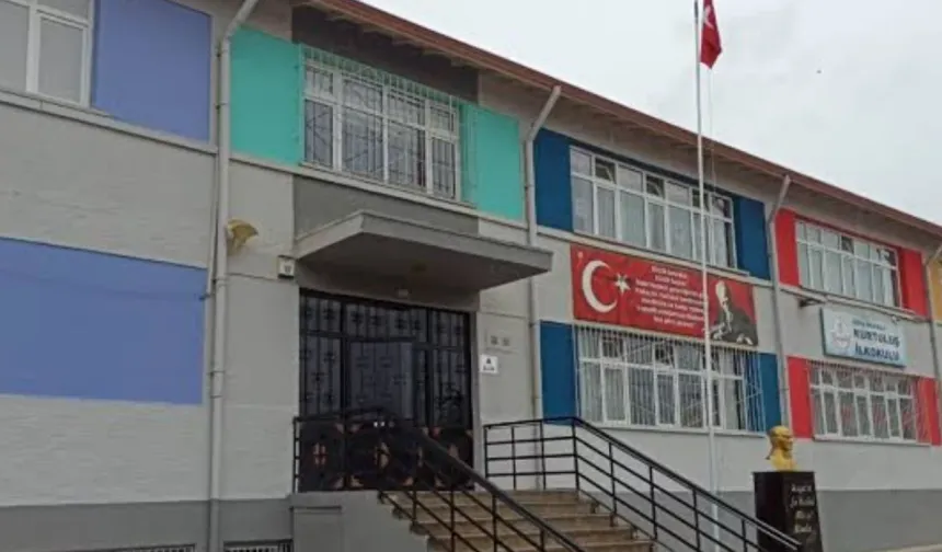 Orhangazi'de Dönüşüm Başlıyor: Kurtuluş İlkokulu Yıkılıp Yeniden İnşa Edilecek!