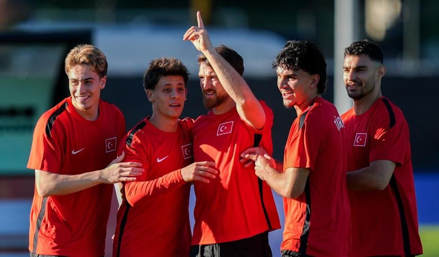 Milli Takım’da Paraguay Mesaisi: "Avustralya Maçını Unuttuk, Hedefimiz 3 Puan!"