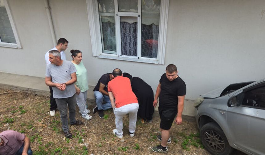 Orhangazi’de Korkunç Kaza: Apartman Bahçesine Uçan Otomobilde Faciadan Dönüldü!