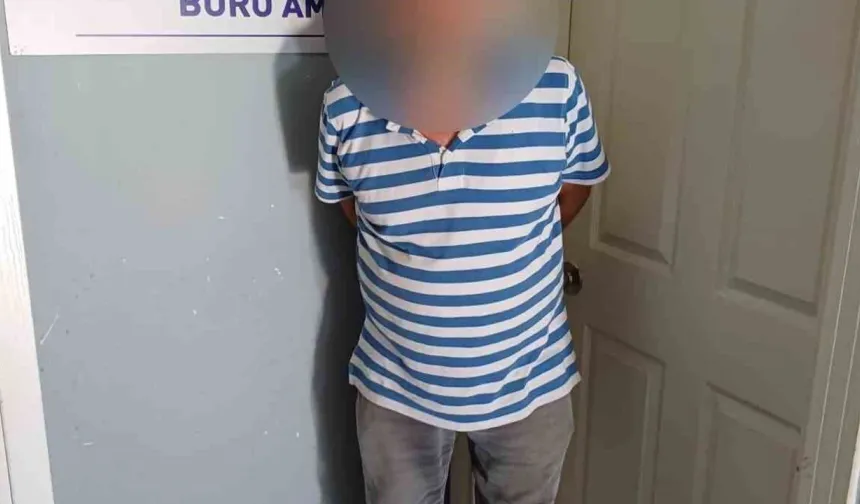 Bursa’da 13 yıldır aranan dolandırıcı kıskıvrak yakalandı