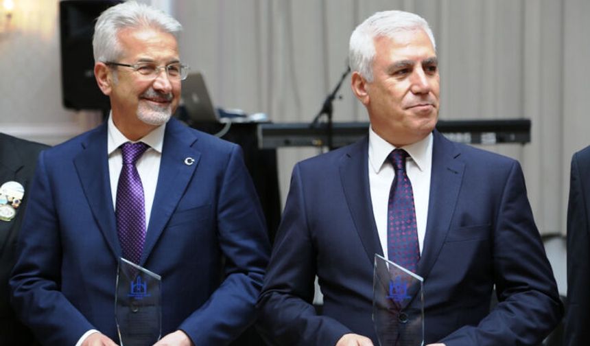 Bursa Bozbey iddianamesinde "pasta kutusu" rüşveti ve "çantacı" ifşası!