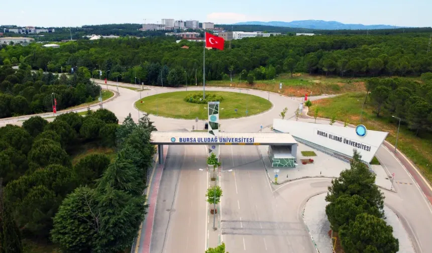 BUÜ'den üniversite adaylarına dijital rehberlik