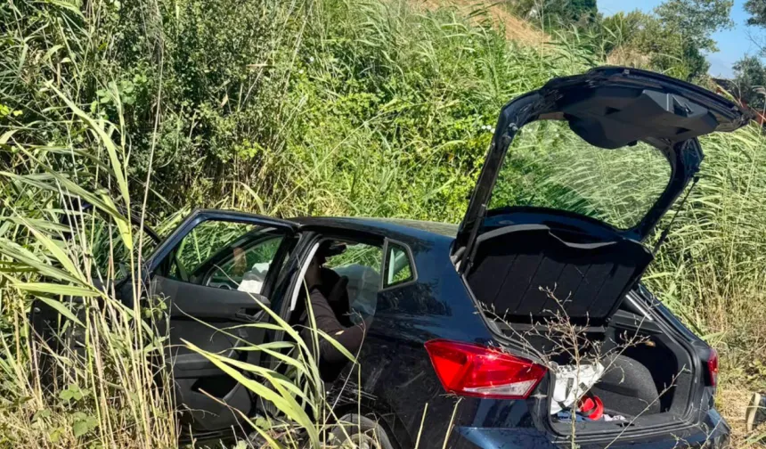 Bursa’da korkutan kaza! Otomobil sulama kanalına devrildi, 6 kişi yaralandı