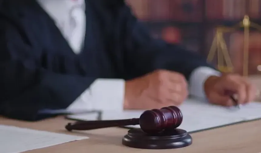 Bursa'da emsal karar: Hakaret eden aşçıbaşı tazminatını kaybetti
