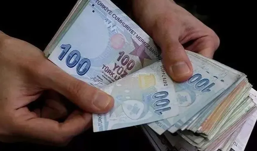 AK Parti’den emekliye müjde! En düşük emekli maaşı teklifi netleşti
