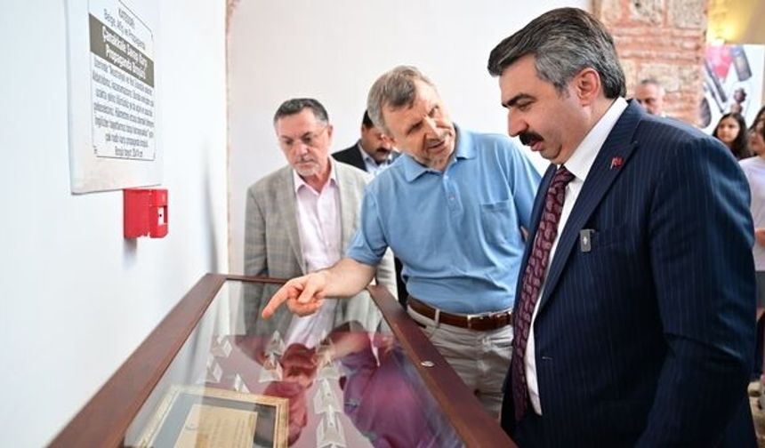 Yıldırım’da ‘Zafer’ sergisi açıldı! 100’den fazla tarihi eser Bursalılarla buluştu