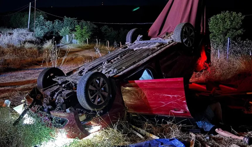 Bursa'da gece yarısı dehşeti! Şarampole yuvarlanan otomobil ters döndü