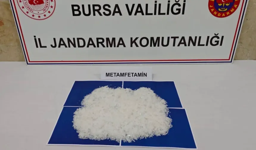 Bursa’da zehir tacirlerine darbe! Yaklaşık 2 kilo metamfetamin ele geçirildi