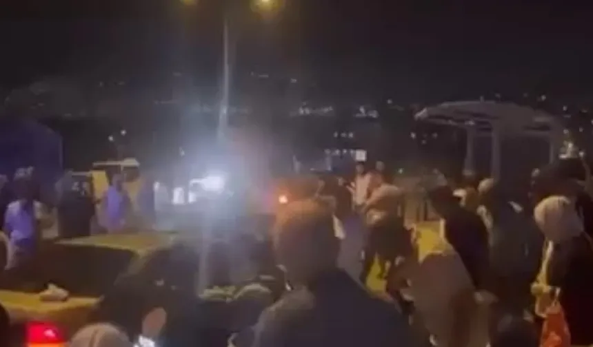 Bursa’da ehliyetsiz sürücü ters yöne girdi! 2 otomobil çarpıştı, 7 yaralı