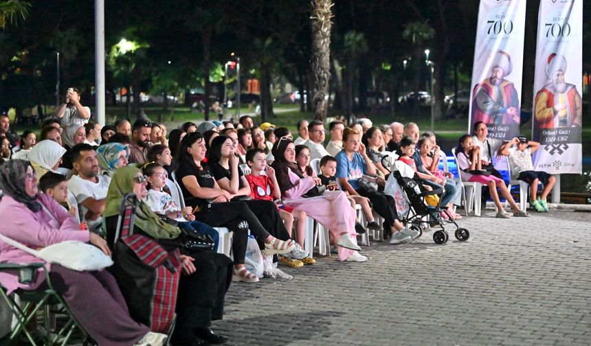 Kültürpark'ta Yeşilcam Sinema Gecesi 'Süt Kardeşler' ile başladı