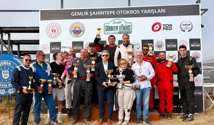 Bursa Gemlik’te nefes kesen otokros yarışı! Adrenalin zirve yaptı