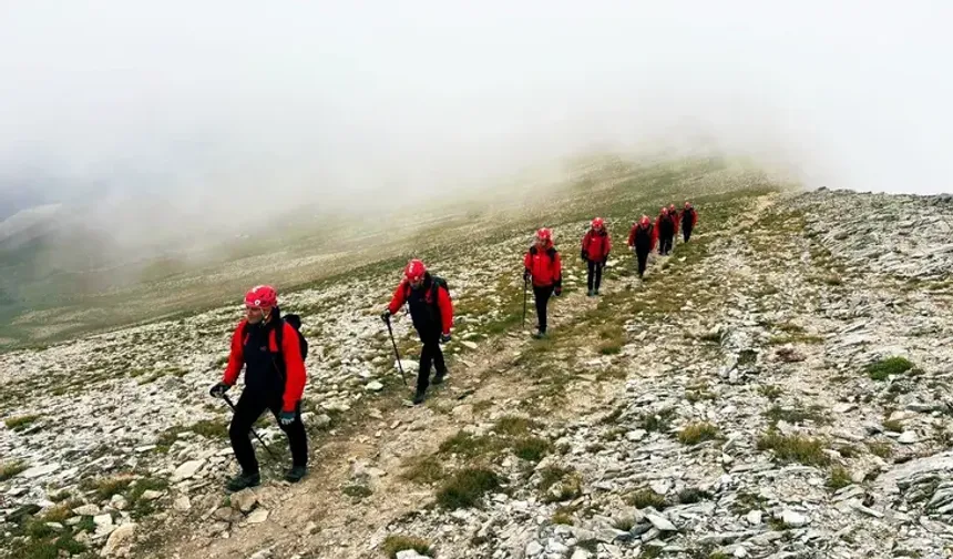 Bursa’da 30 Ağustos için zirveye çıktılar! JAK Timlerinden anlamlı tırmanış
