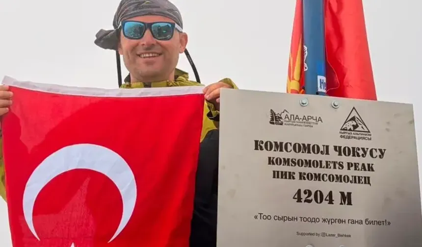 Bursalı dağcıdan 4 bin 204 metrede anlamlı mesaj!