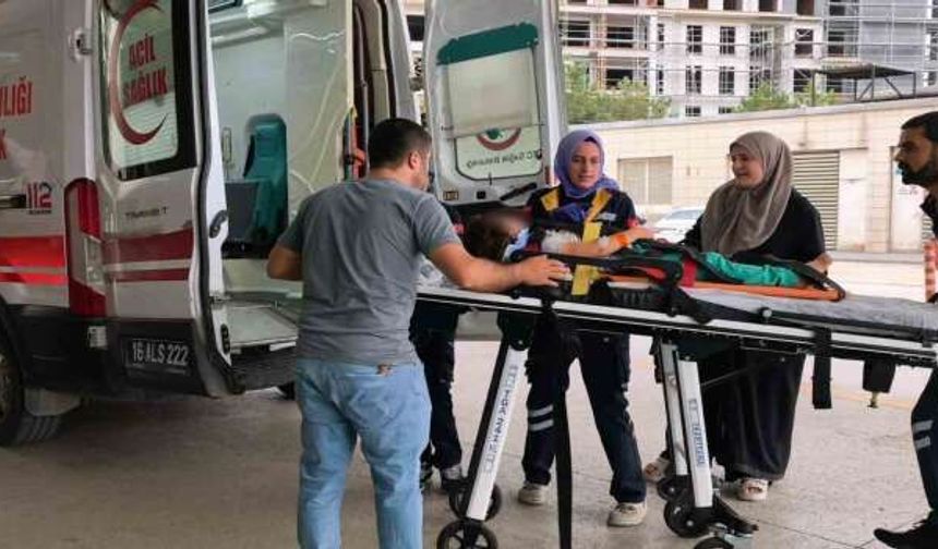Bursa’da yürekleri ağza getiren olay! 4 yaşındaki çocuk balkondan düştü