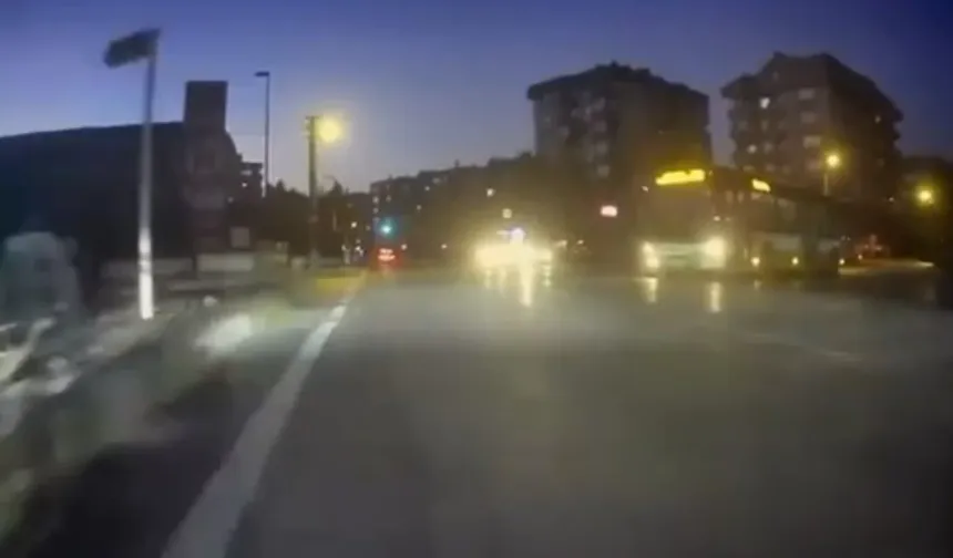 Bursa’da kırmızı ışık ihlali kamerada! Şoförün sözleri şaşırttı