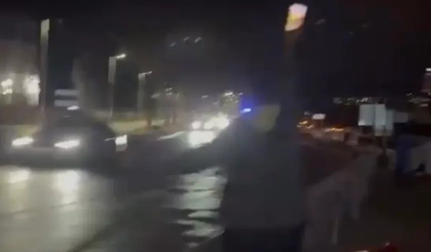 Bursa-Mudanya yolunda gece yarısı panik! Motosiklet sürücüsü yola savruldu