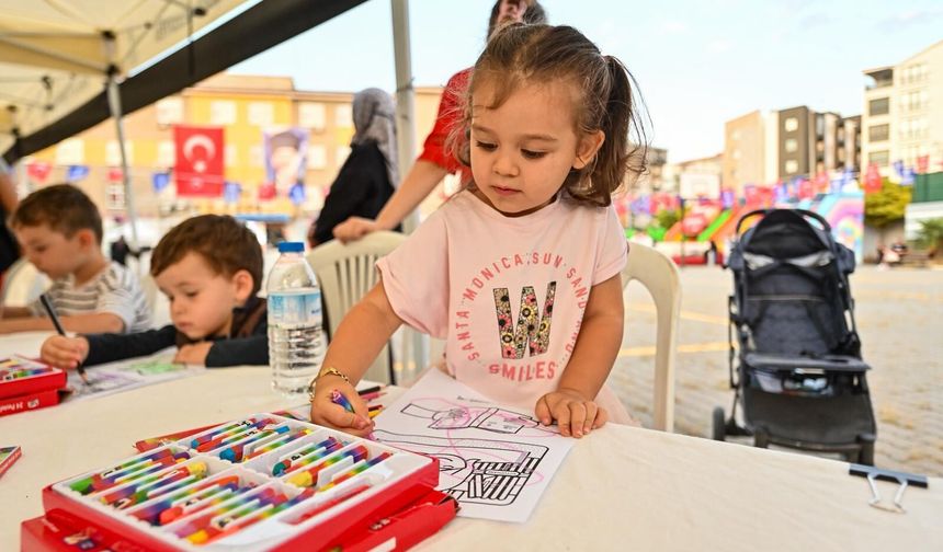 Bursa'da Çocuk Şenliği’nde renkli anlar yaşandı