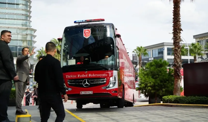 A Milli Futbol Takımı Bursa'da! İtalya maçı öncesi hazırlıklar başlıyor