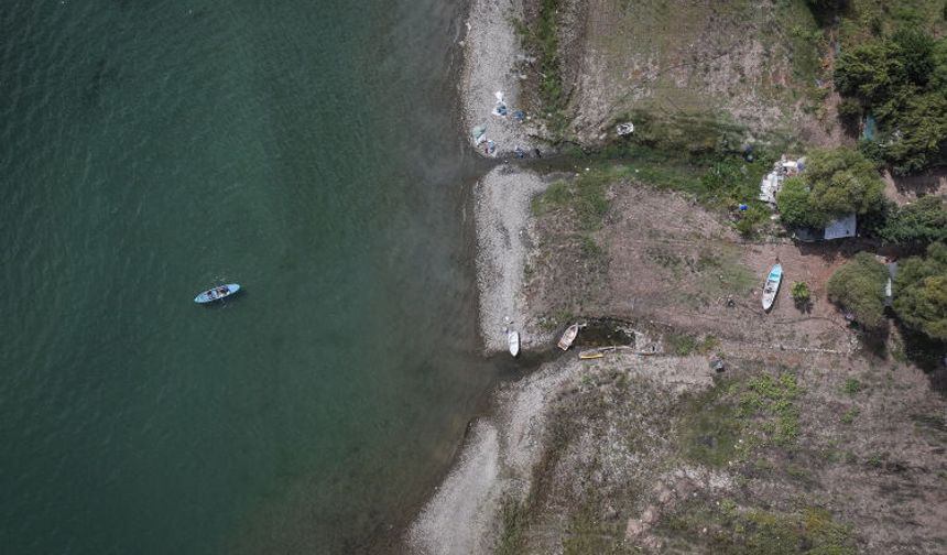 Bursa İznik Gölü’nde 200 metrelik çekilme! Uzmanlar uyardı