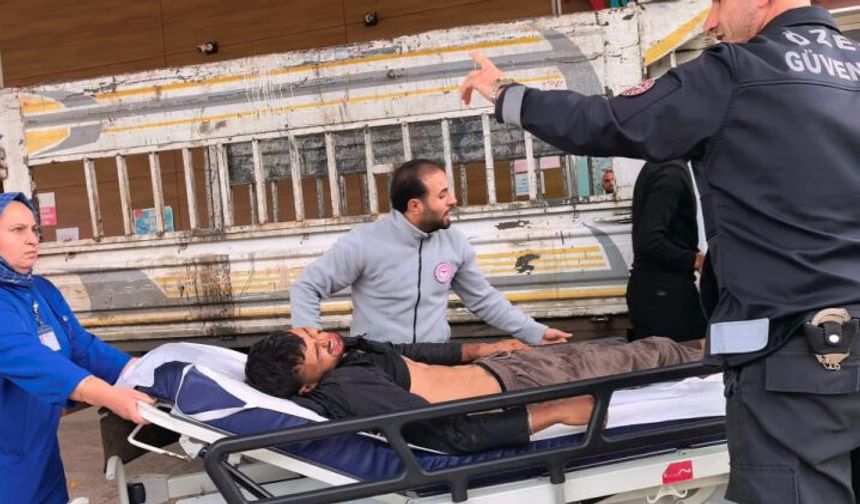 Bursa’da kamyonetin üstünden 2 metre aşağı düştü