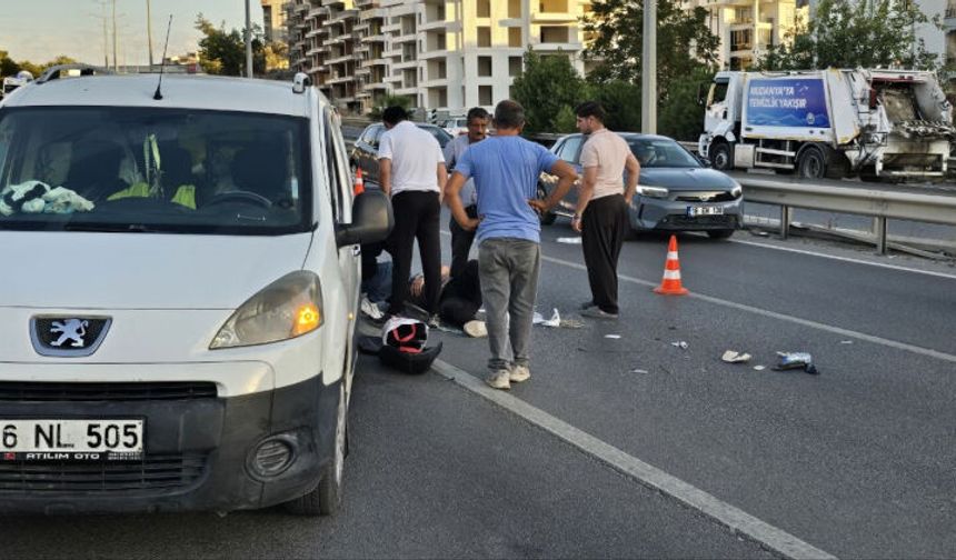 Bursa Asfaltı Caddesi’nde kaza! Motosiklet sürücüsü yaralandı