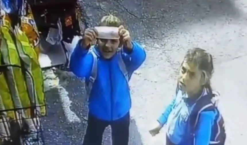 Bursa’da iki kardeşten örnek davranış! Parayı kapının altından bıraktılar