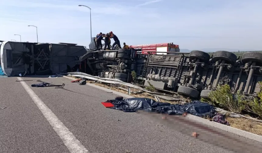 Bursa çıkışlı tur otobüsü kaza yaptı! 11 ölü, 27 yaralı