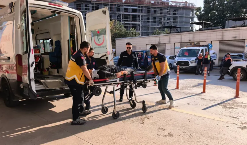 Bursa’da ampul değiştirirken 3 metreden yere düştü!