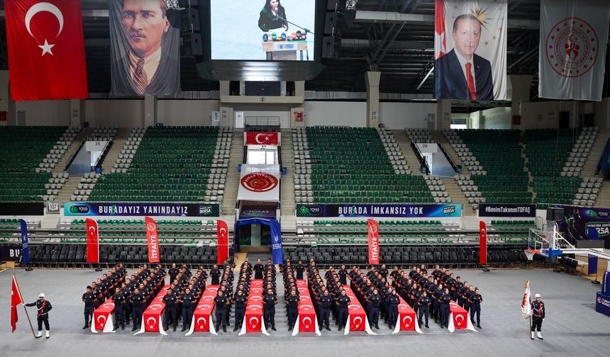 Bursa İtfaiyesi'nde yeni dönem! Personel sayısı 1.052'ye yükseldi