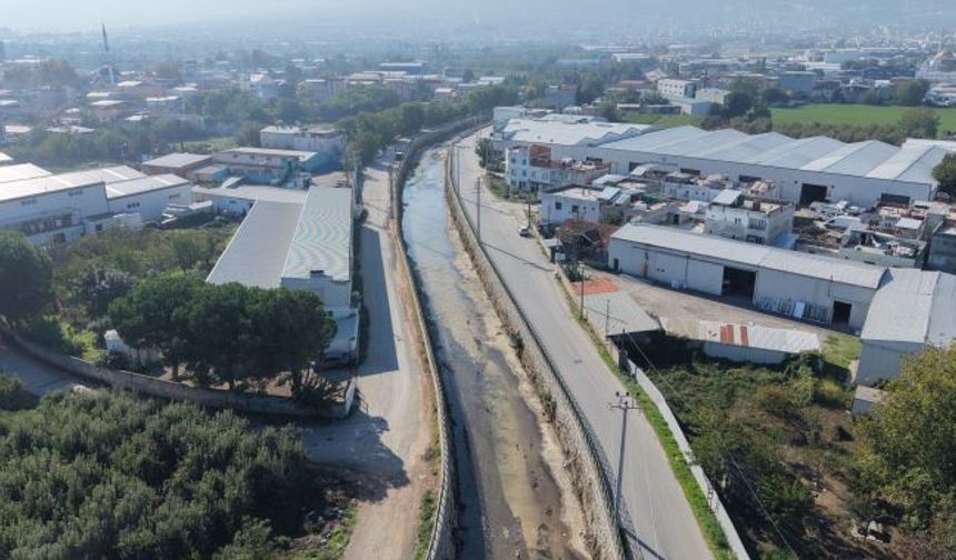 Bursa'da sel sonrası Esence’de temizlik çalışması başlatıldı