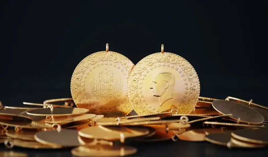 Altın fiyatları aşağı yönlü! Gram altın güne hangi seviyede başladı?