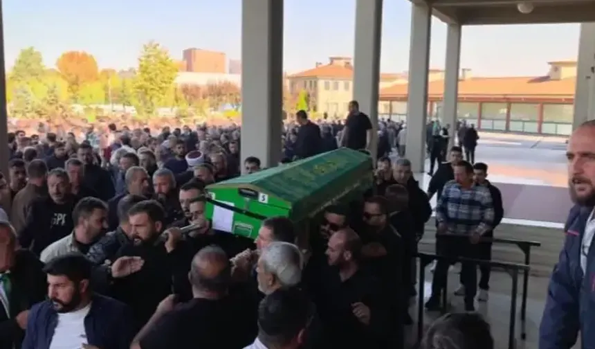 Bursa’da ekskavatör kazasında ölen iş yeri sahibi toprağa verildi